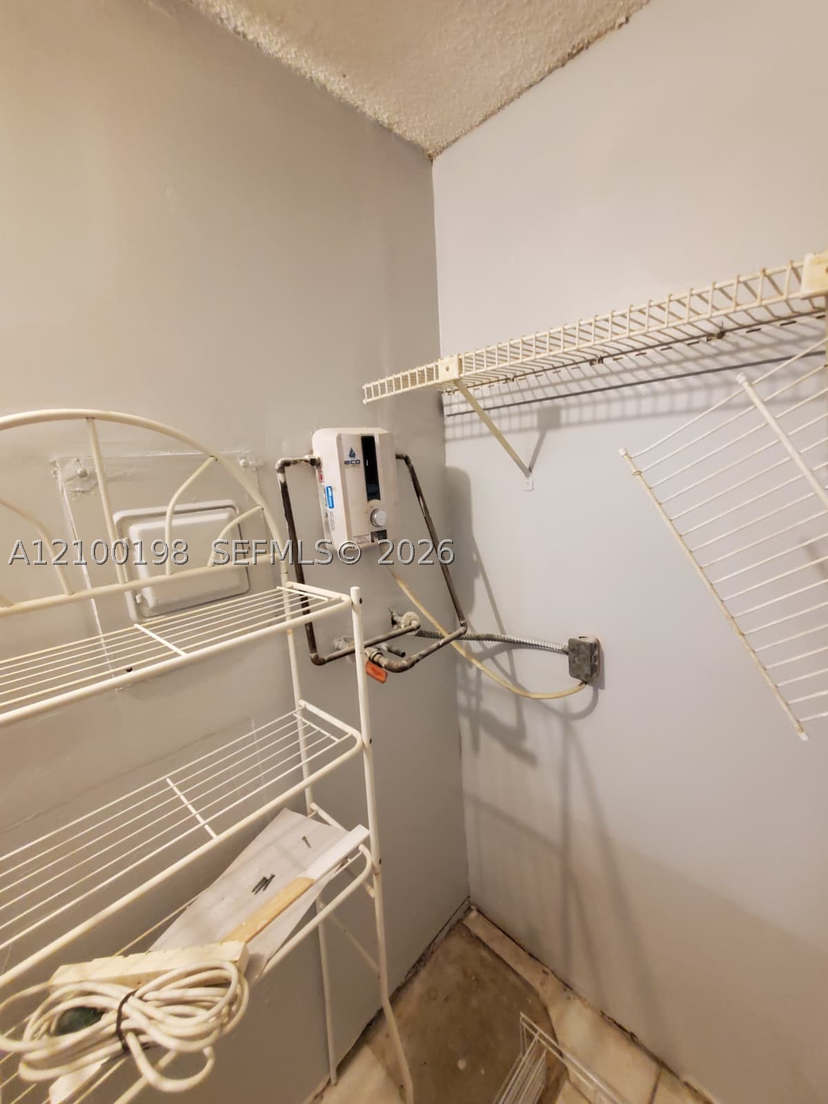 A12100198 Property Photo 14