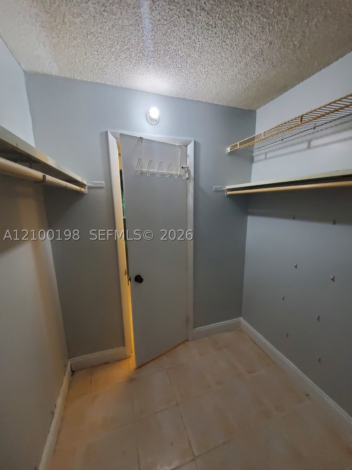 A12100198 Property Photo 51
