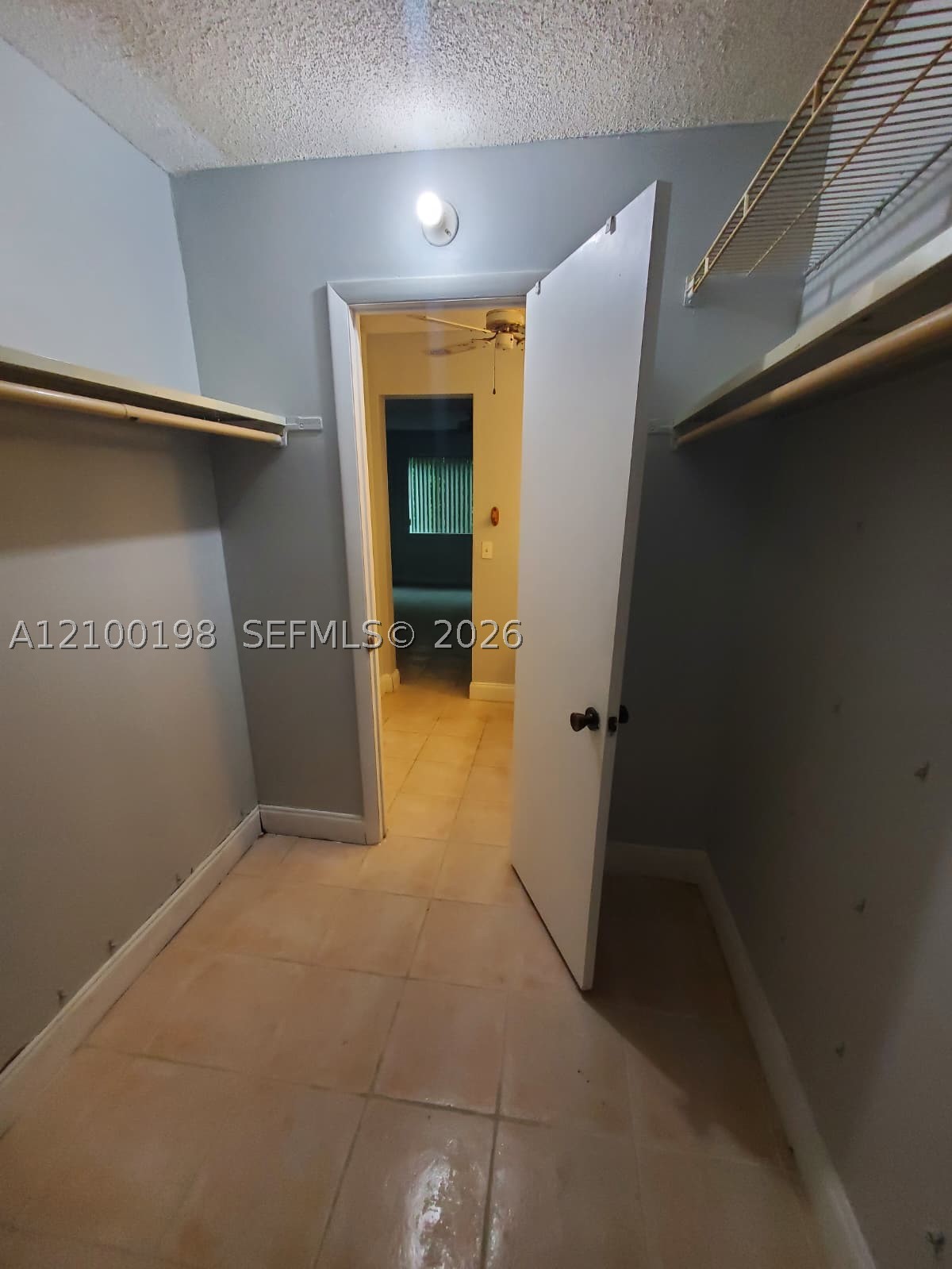 A12100198 Property Photo 52