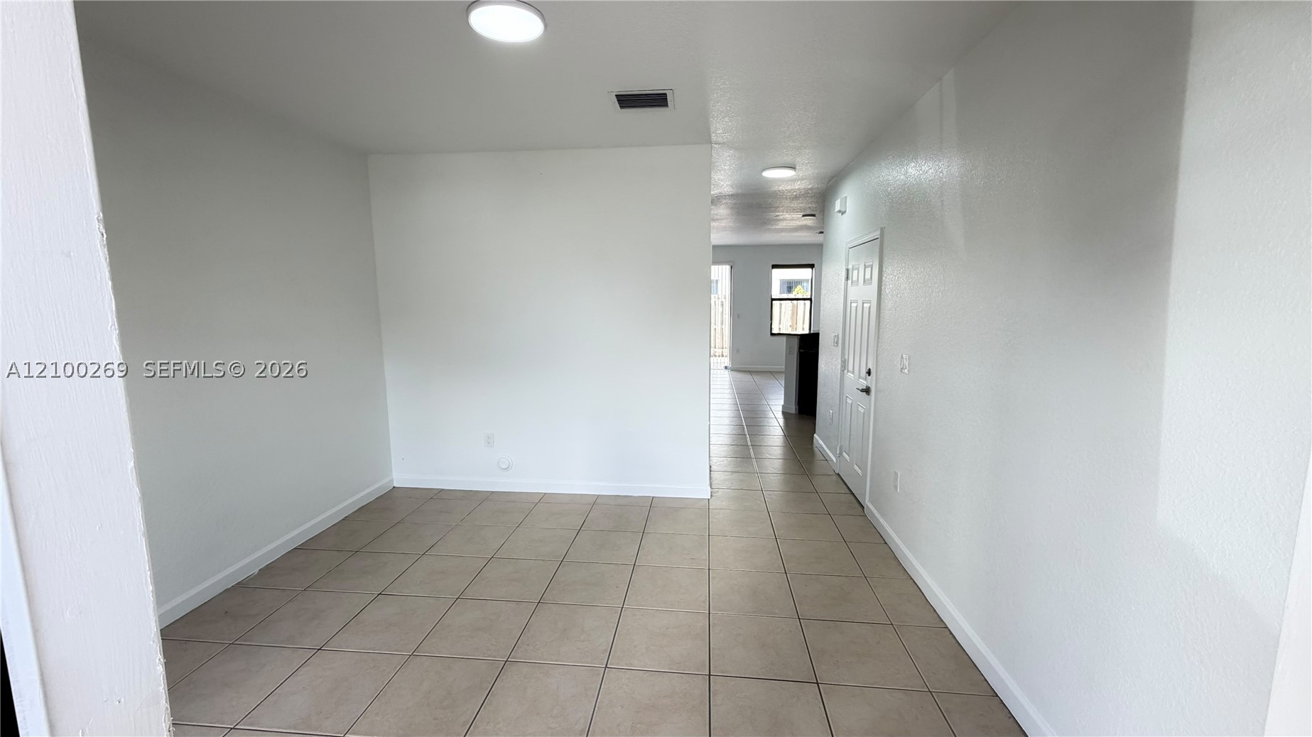 11467 Sw 236th Ln Property Photo 5