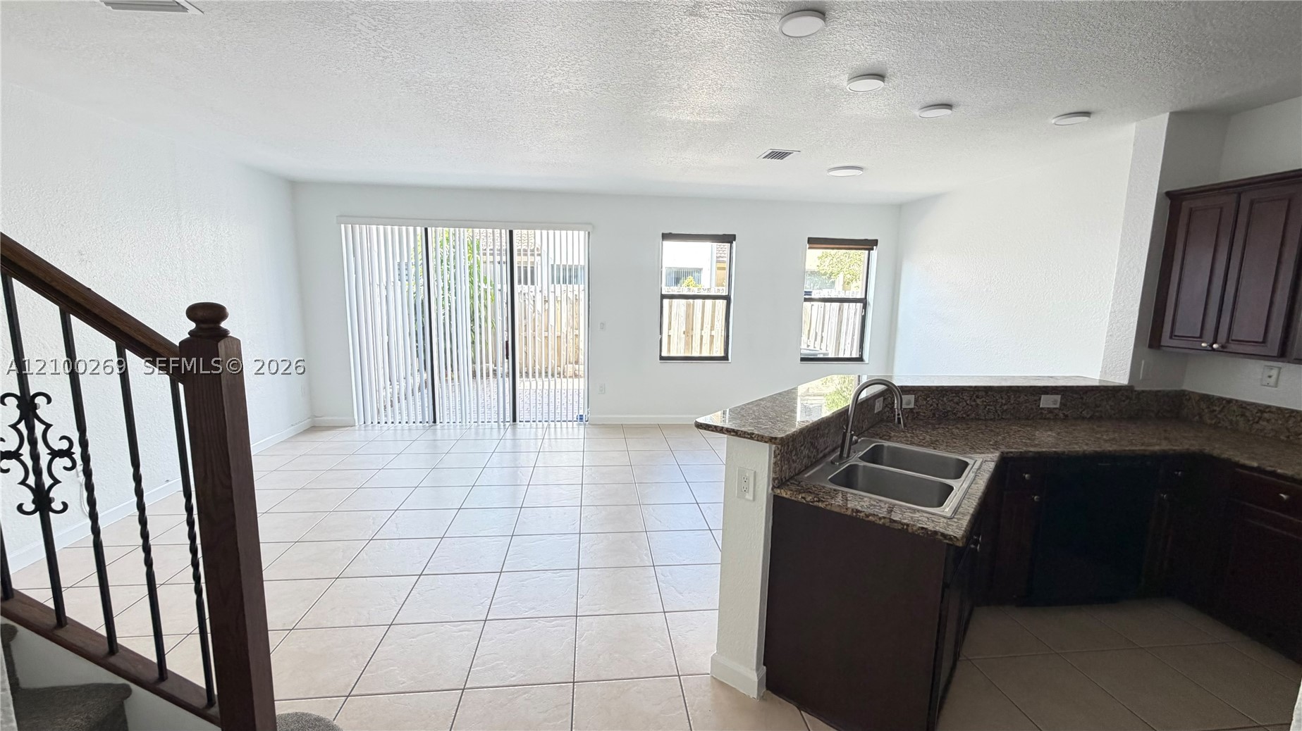 11467 Sw 236th Ln Property Photo 9