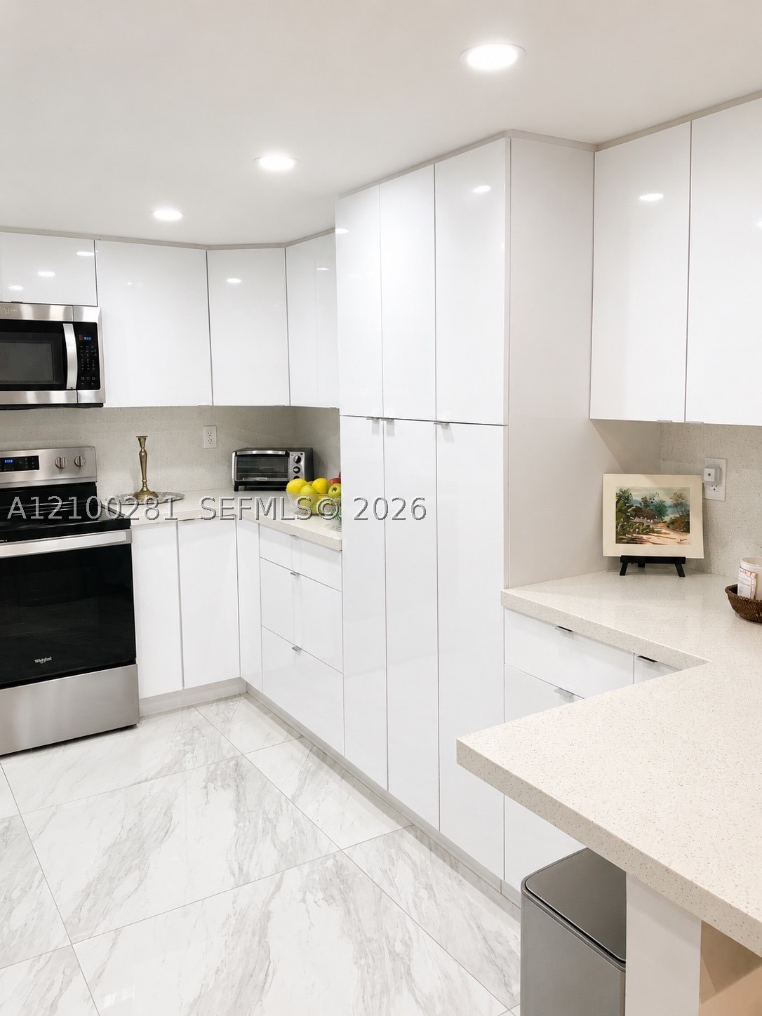 9735 NW 52nd St 305 Property Photo 1