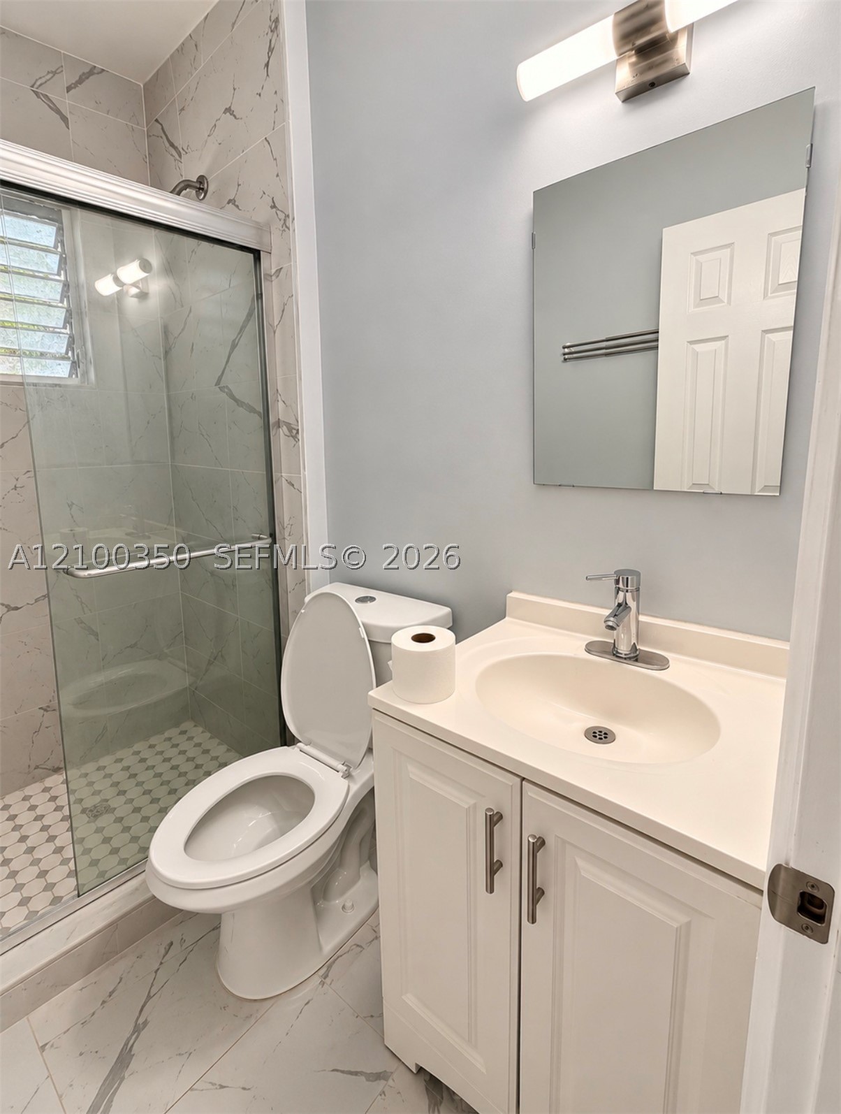 401 Nw 43rd Ct 7 Property Photo 7