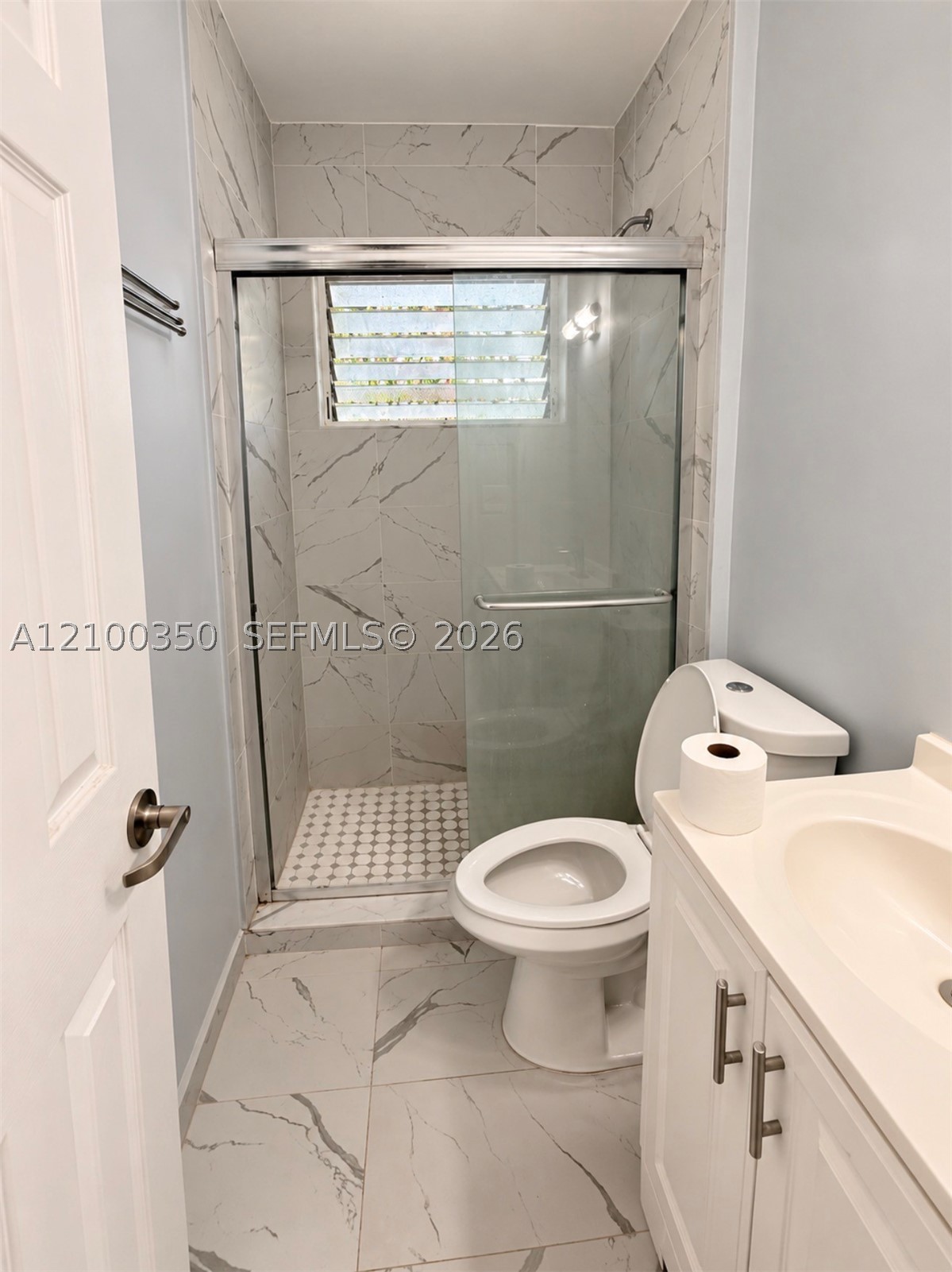 401 Nw 43rd Ct 7 Property Photo 8