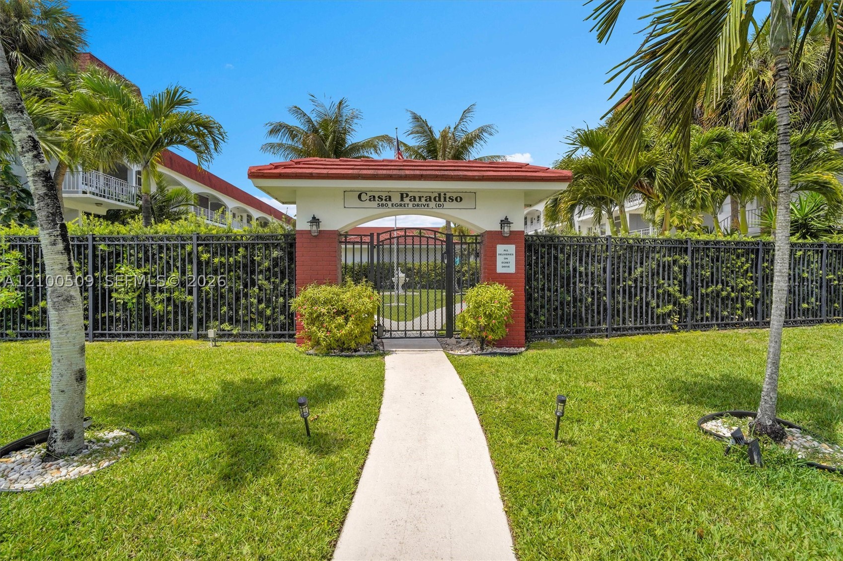 580 Egret Dr 111 Property Photo 1