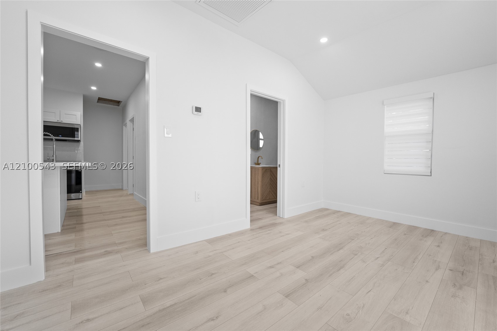 129 Sw 9th Ave 1 Property Photo 4