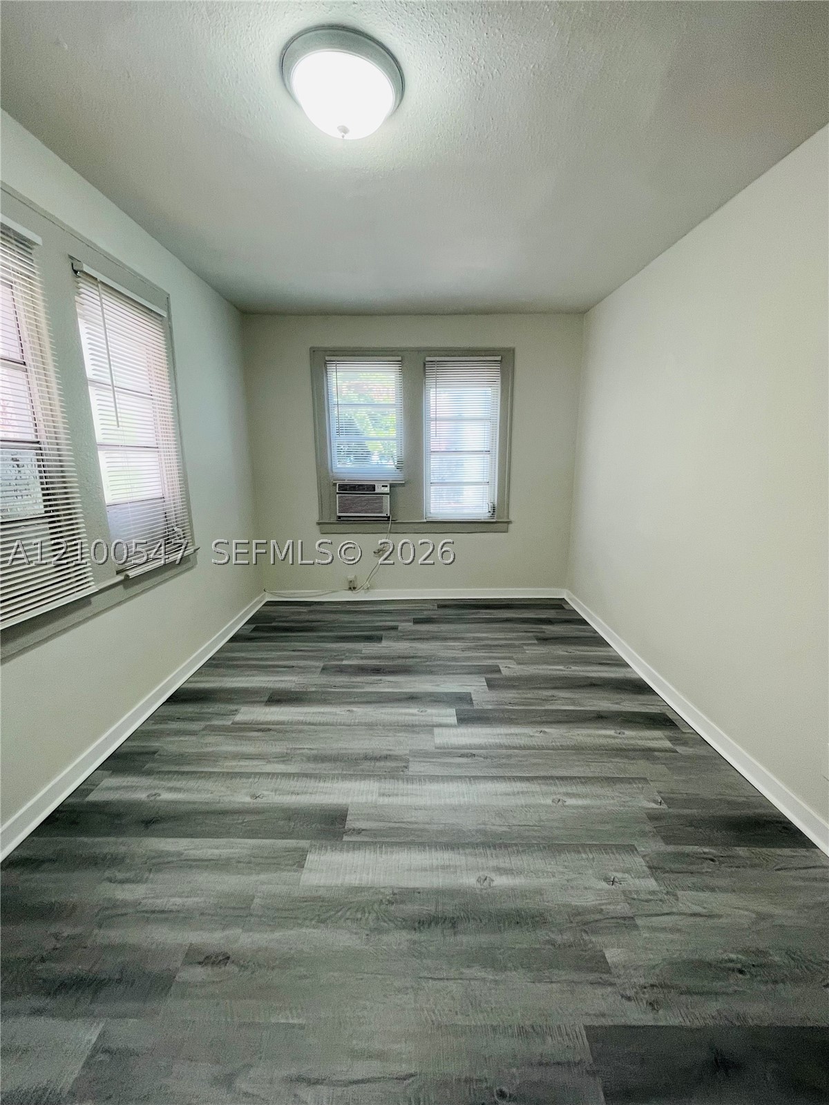 442 Sw 10th Ave 1 Property Photo 12