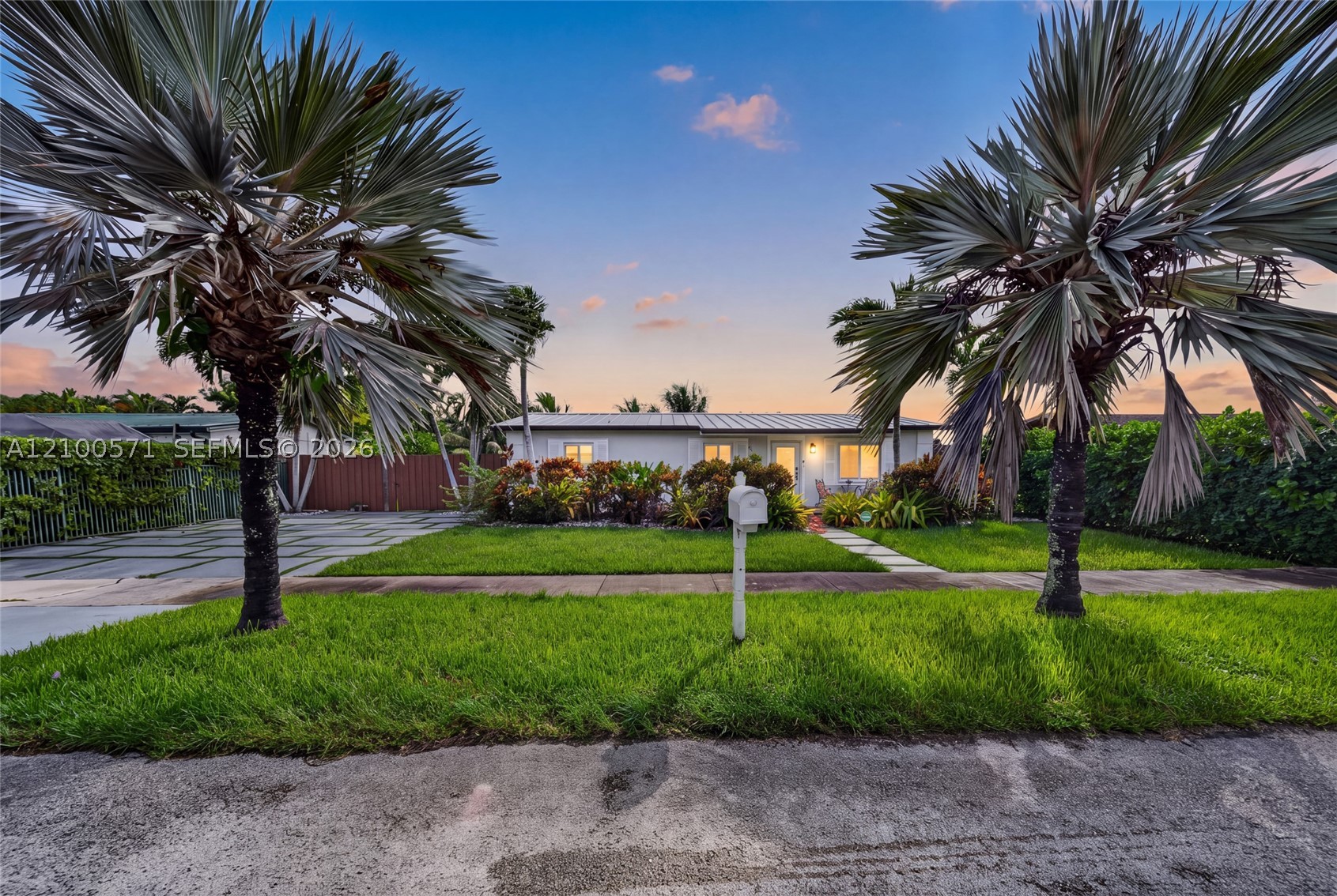 30703 SW 154th Ct Property Photo 1