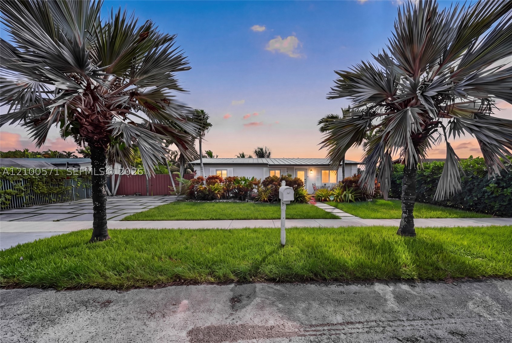 30703 SW 154th Ct Property Photo 1