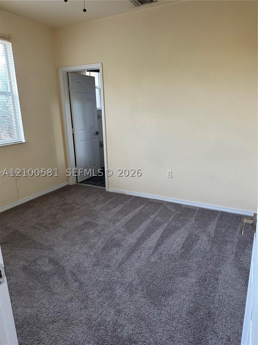 645 E Mowry Ct Property Photo 10