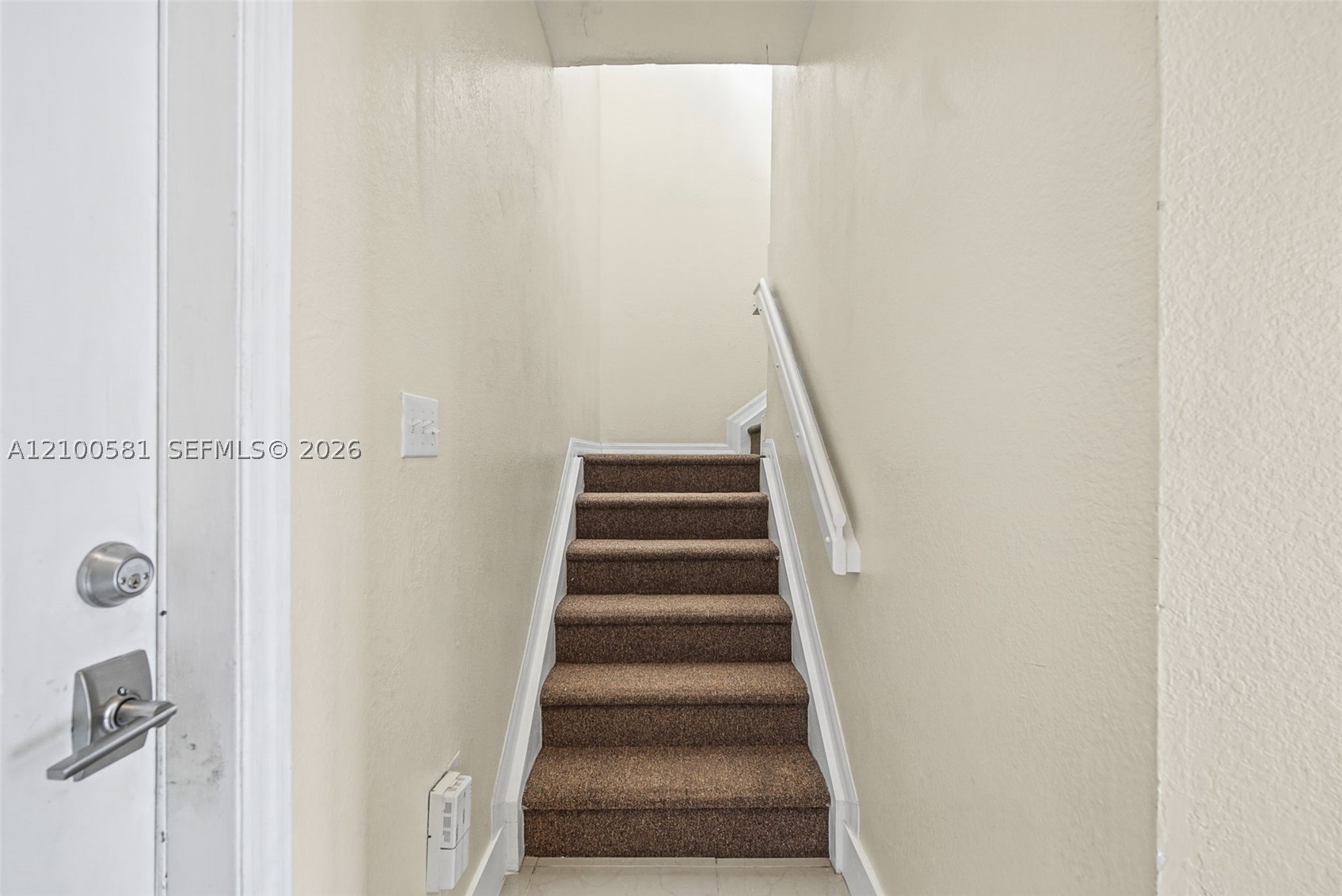 645 E Mowry Ct Property Photo 12