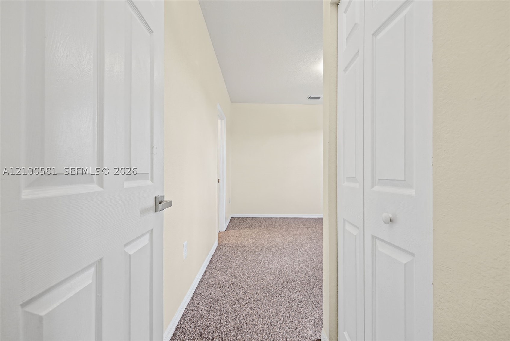 645 E Mowry Ct Property Photo 15