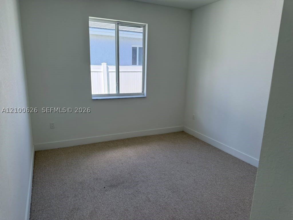 1828 Ne 1st St Property Photo 14