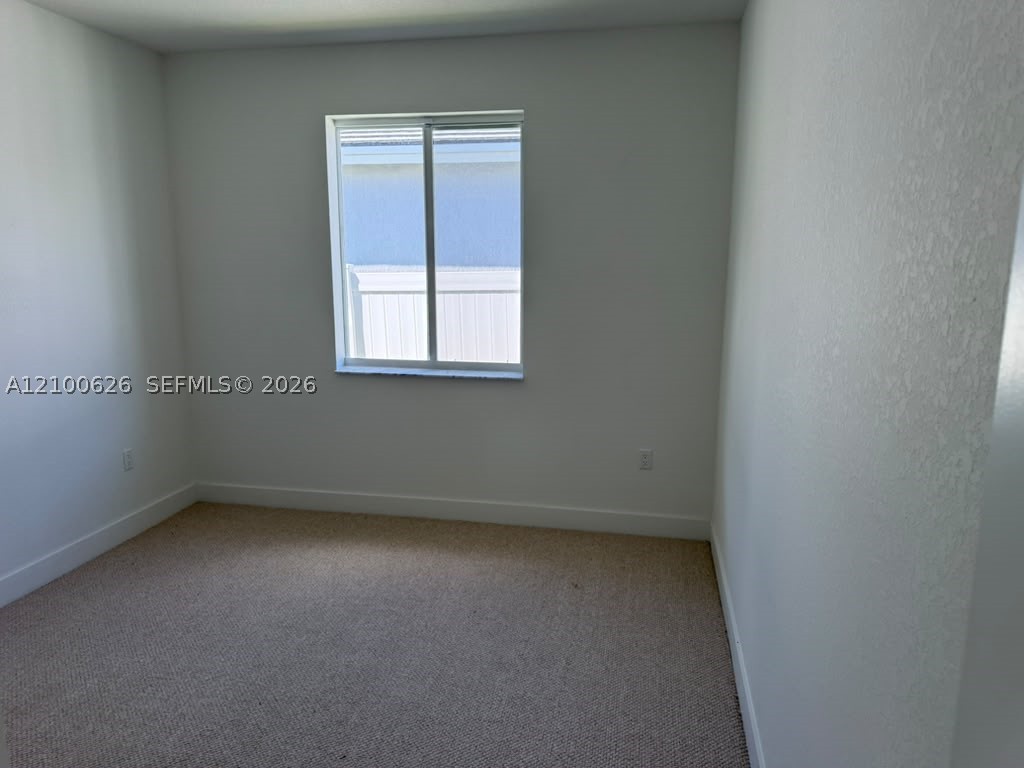 1828 Ne 1st St Property Photo 16