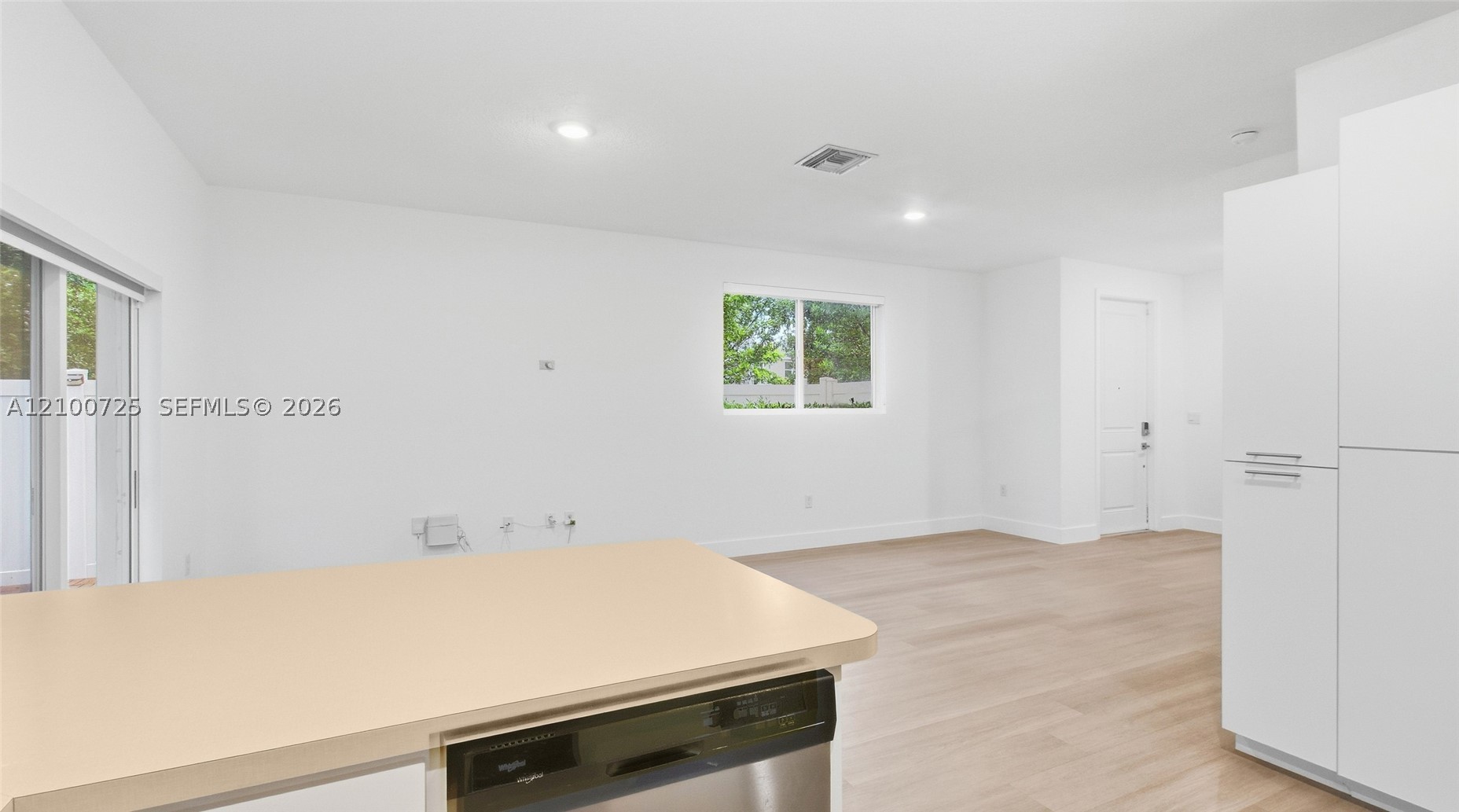 1791 Se 9th Ter Property Photo 5