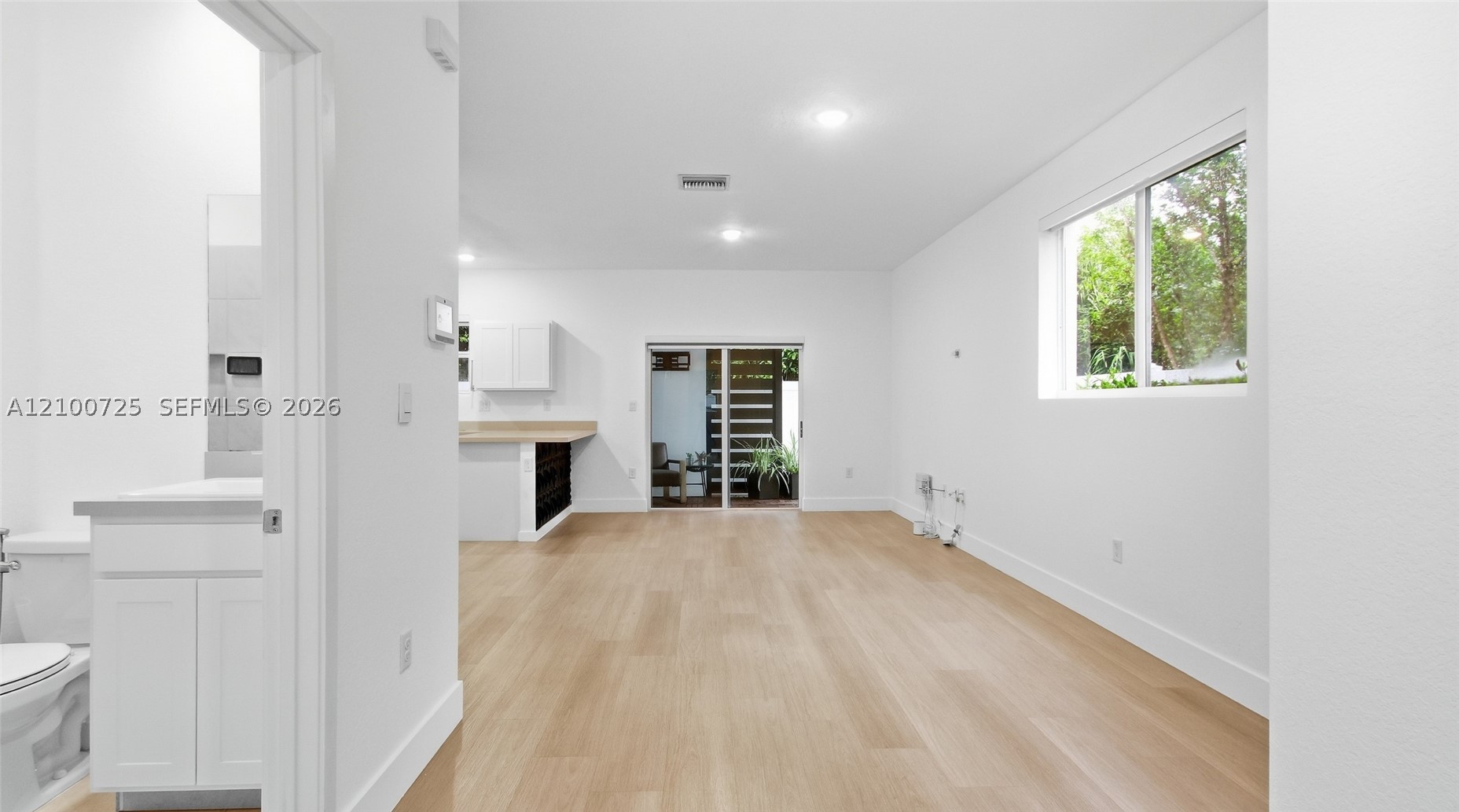 1791 Se 9th Ter Property Photo 6