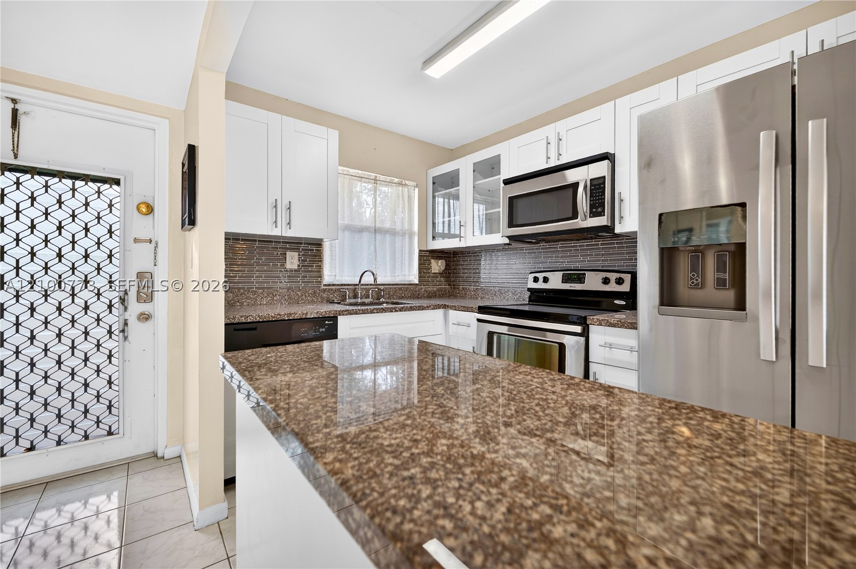 8901 Sunrise Lakes Blvd 204 Property Photo 11