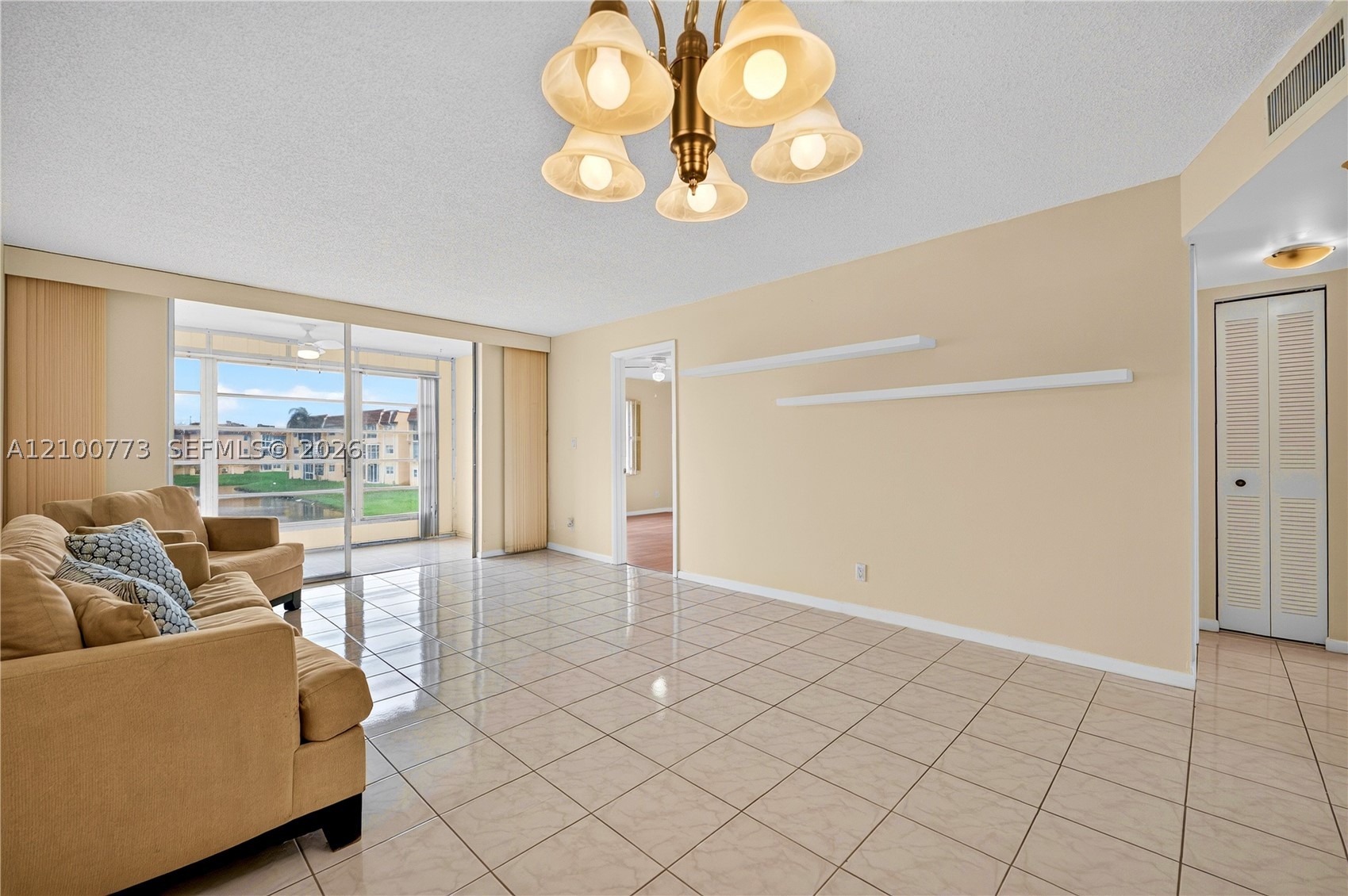 8901 Sunrise Lakes Blvd 204 Property Photo 14