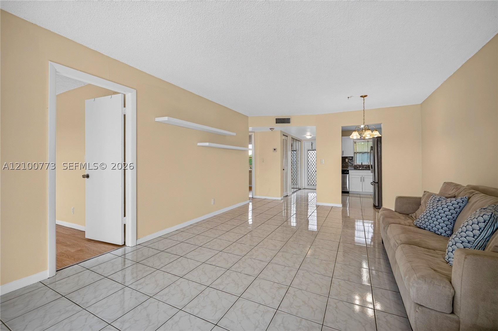 8901 Sunrise Lakes Blvd 204 Property Photo 18