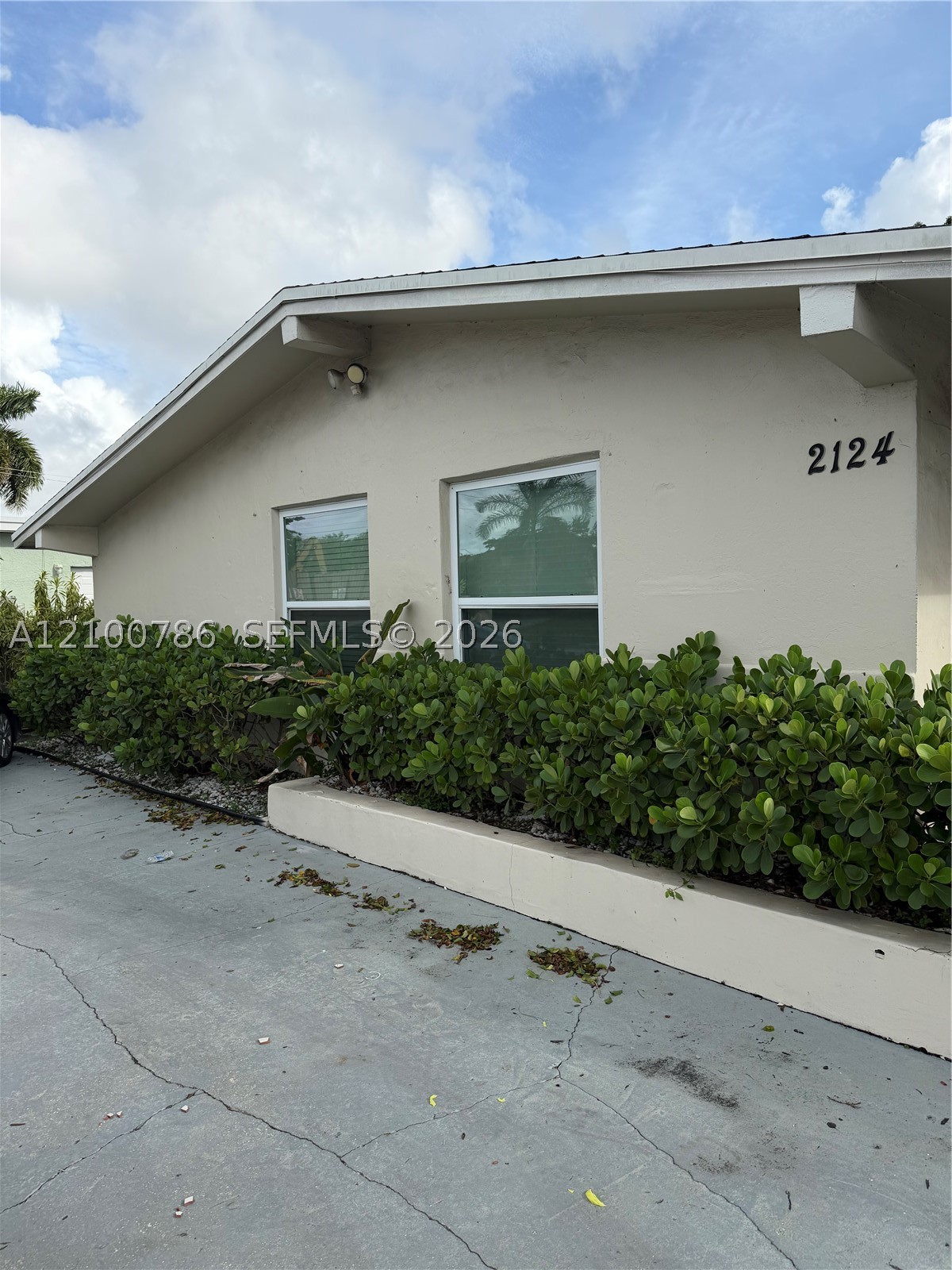 2124 Nw 7th Ct 2 Property Photo 1