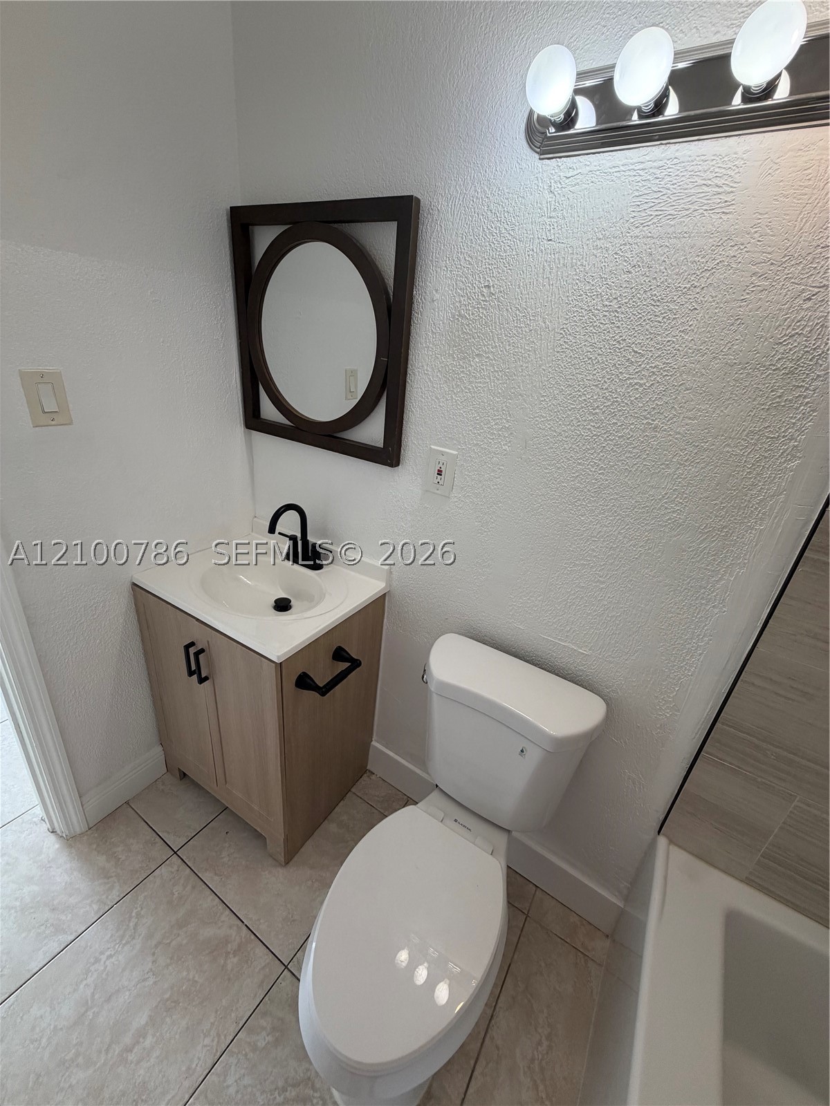 2124 Nw 7th Ct 2 Property Photo 11