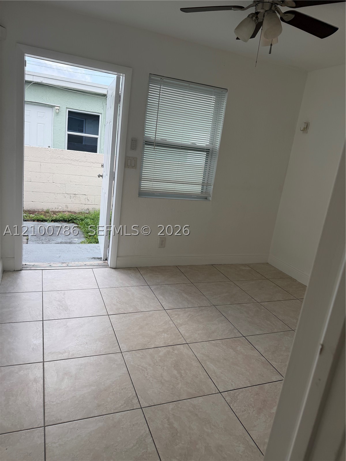 2124 Nw 7th Ct 2 Property Photo 12