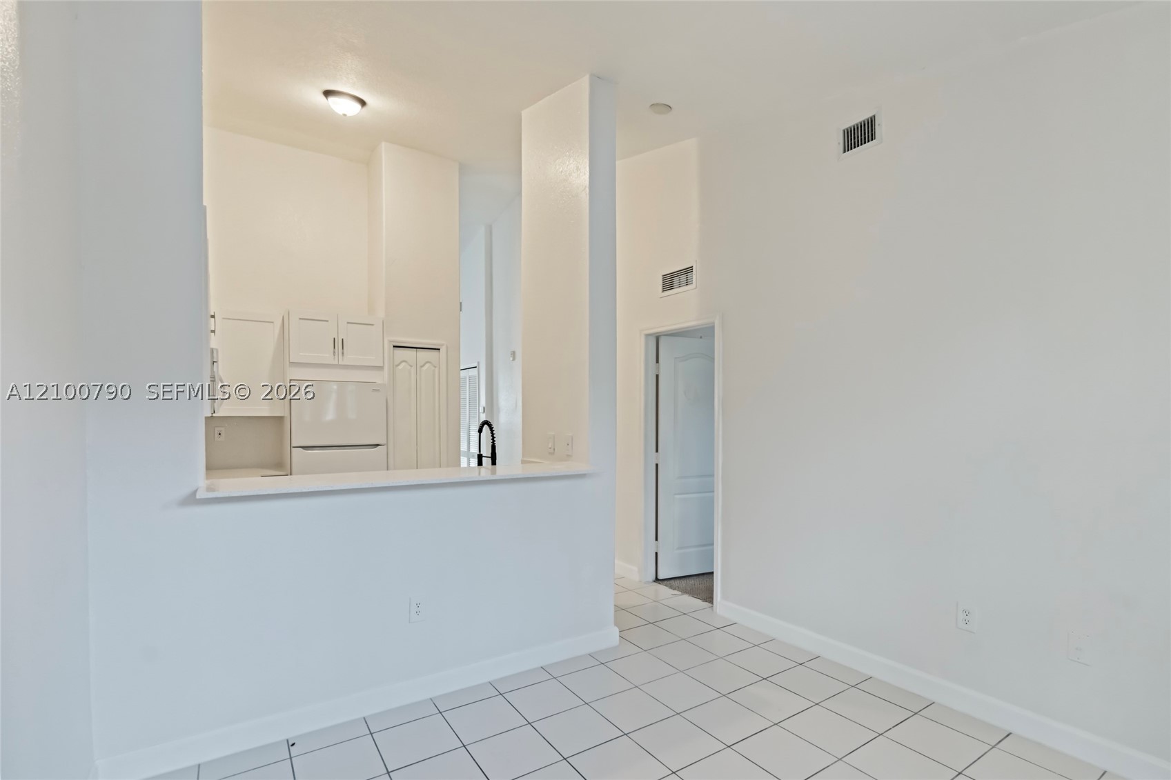 A12100790 Property Photo 10