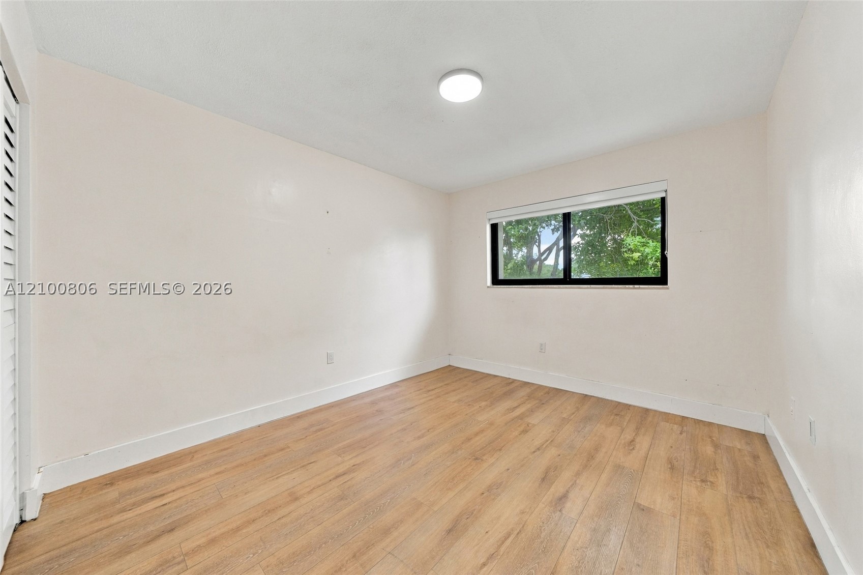1484 Nw 15th Ave Property Photo 16
