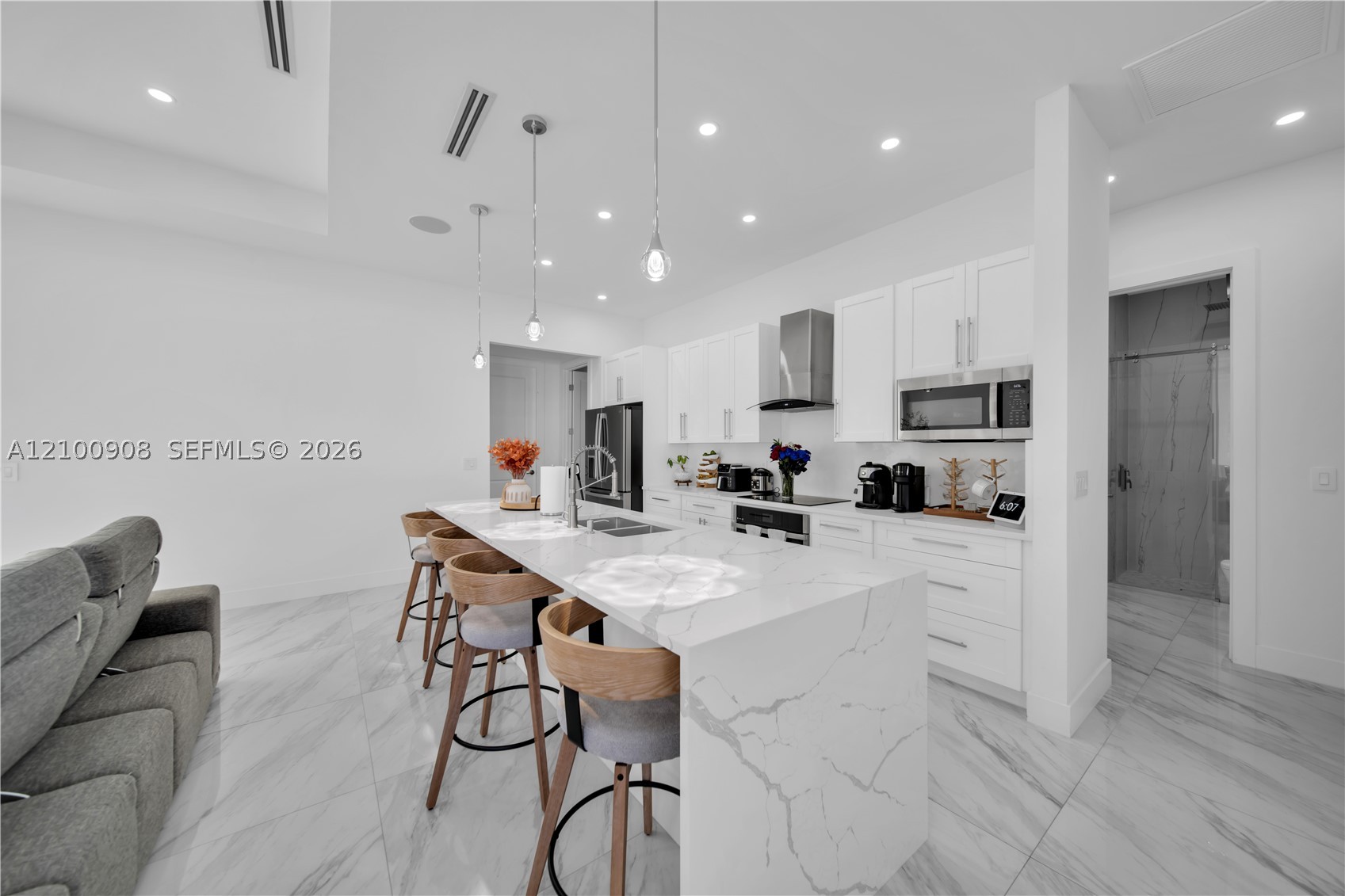 1803 Nw 2nd Pl Property Photo 4