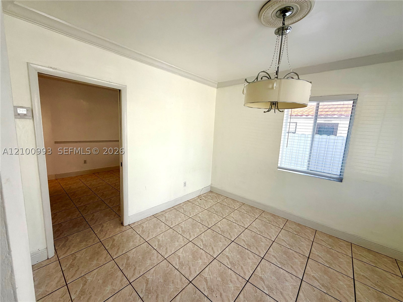1130 Nw 34th Ave B Property Photo 6