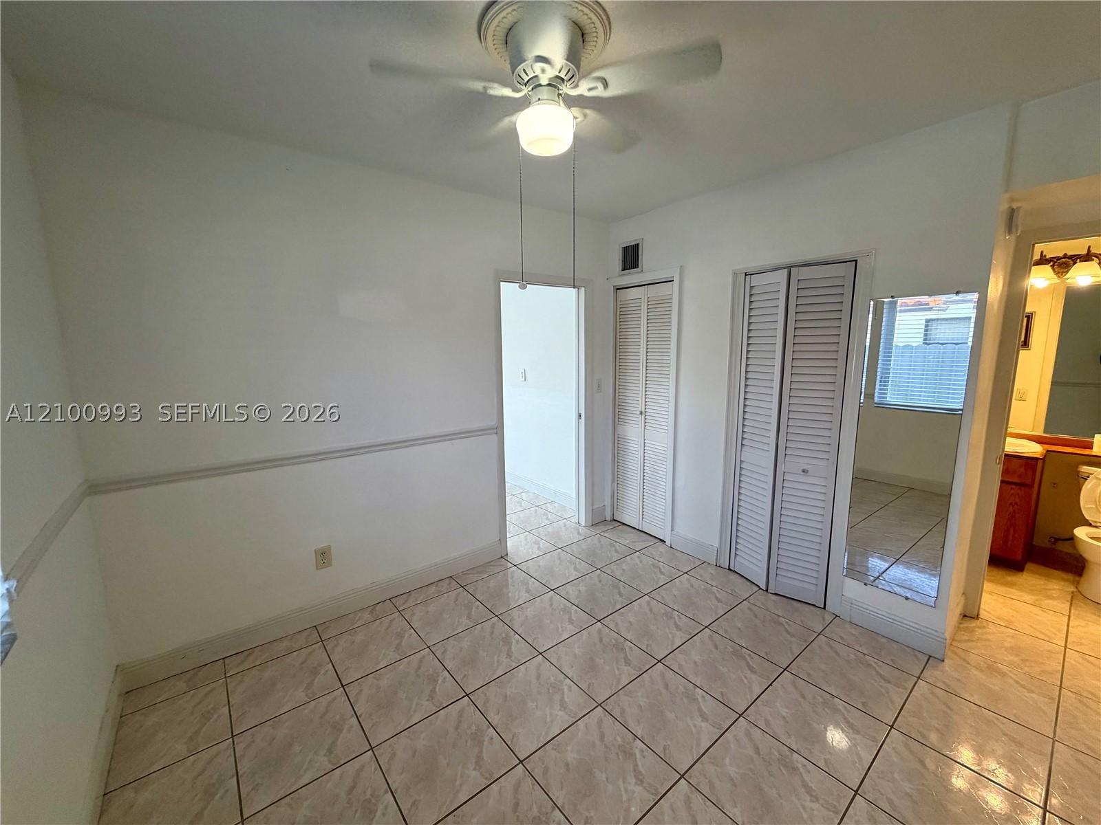 1130 Nw 34th Ave B Property Photo 8