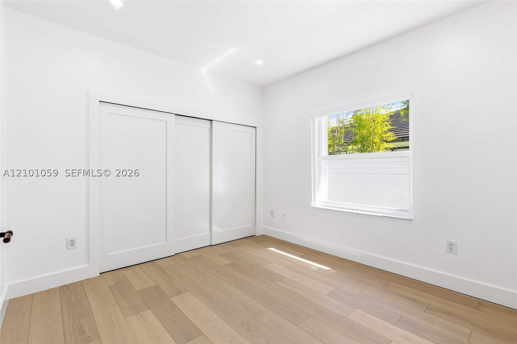 6421 Miller Dr Property Photo 17