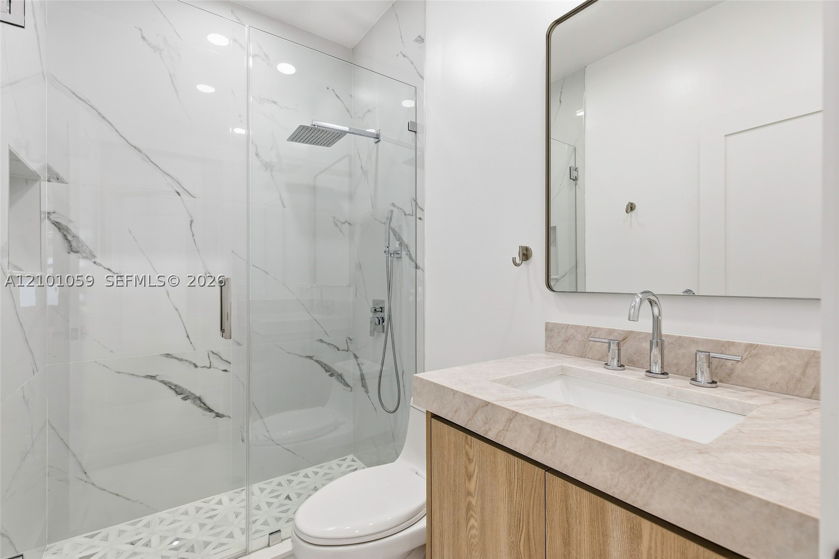6421 Miller Dr Property Photo 20