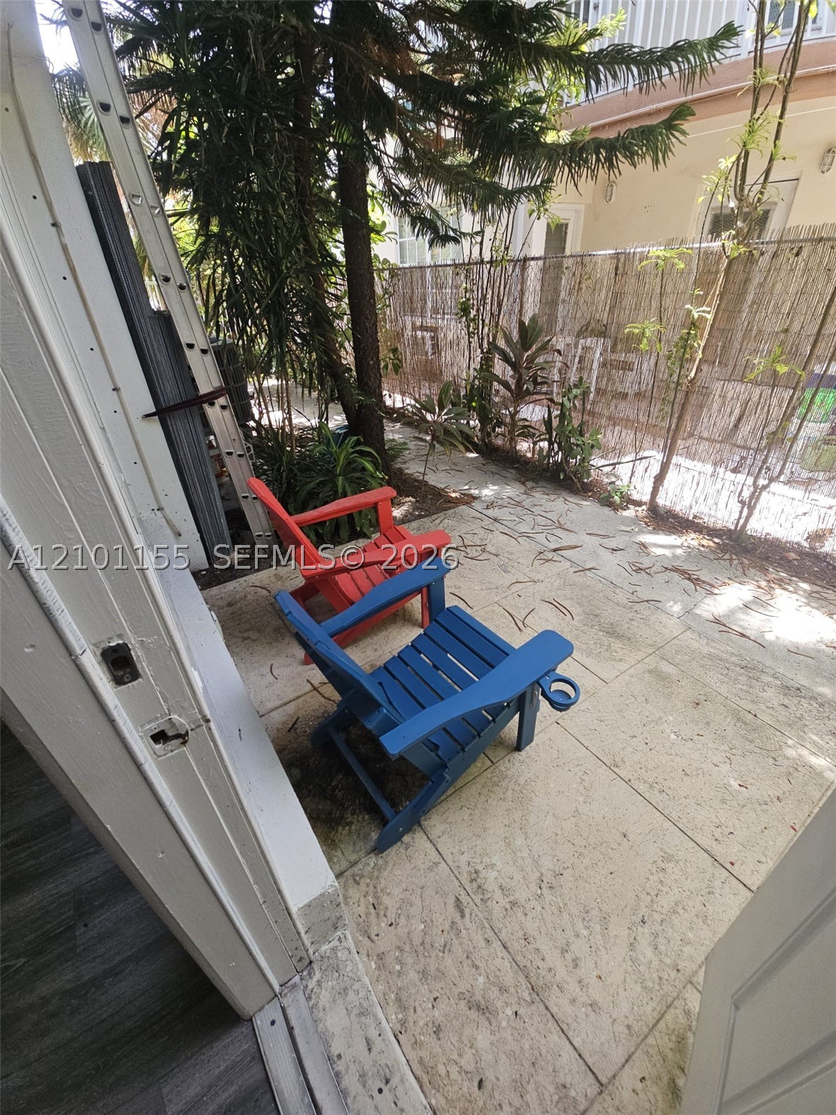 7435 Byron Ave 04 Property Photo 1