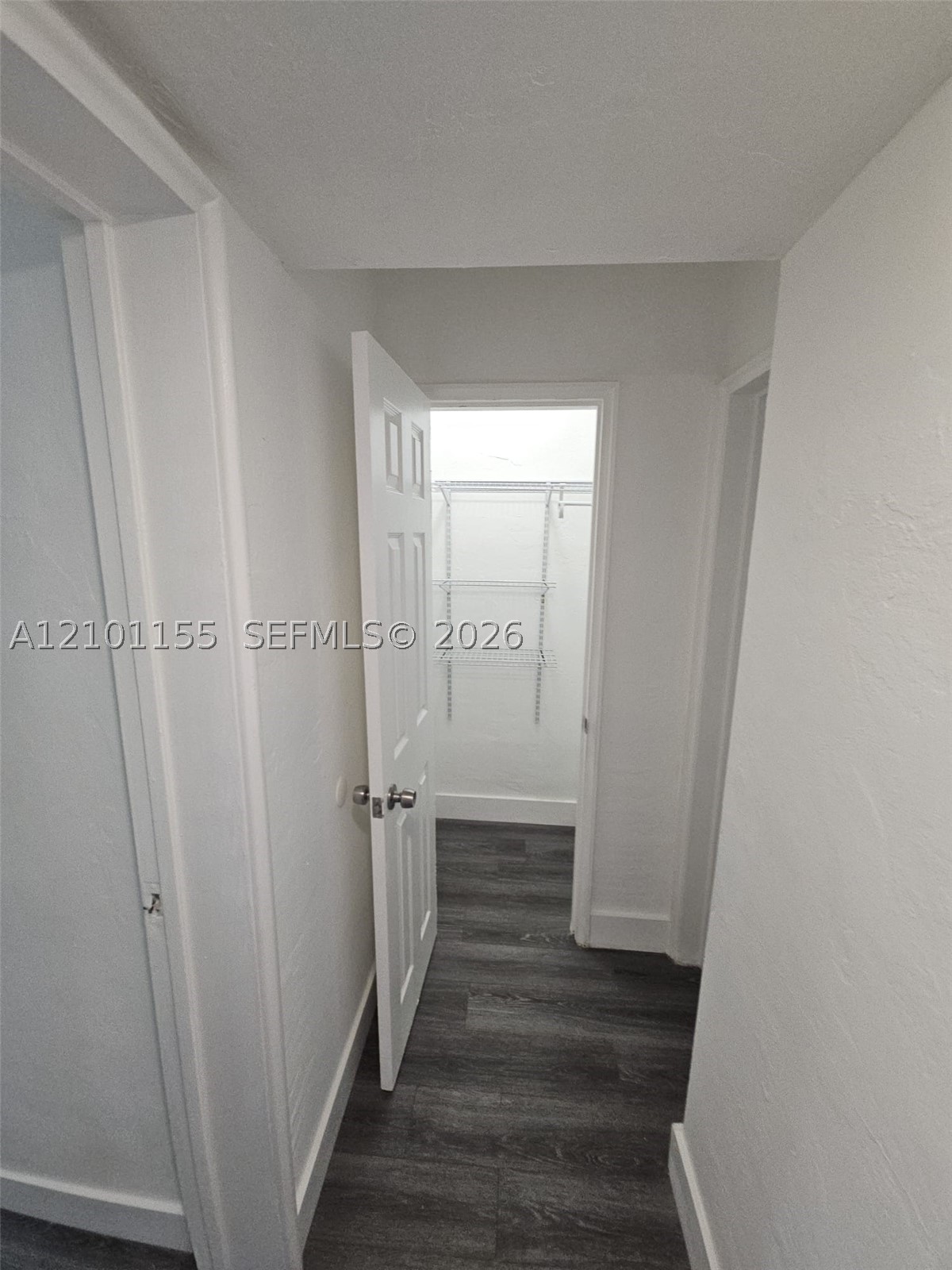 7435 Byron Ave 04 Property Photo 19