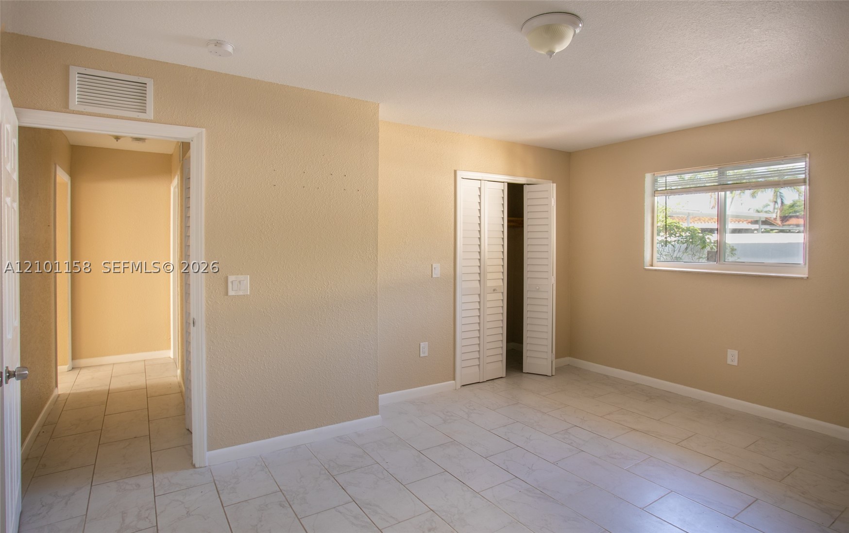 8846 Sw 25th St 8846 Property Photo 4