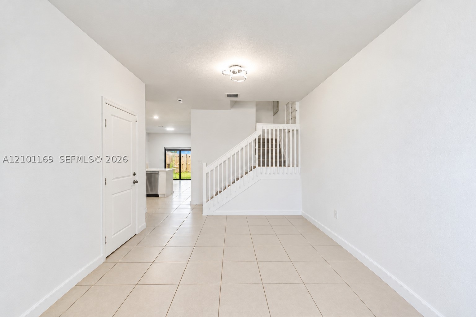 23404 Sw 131st Ave Property Photo 2