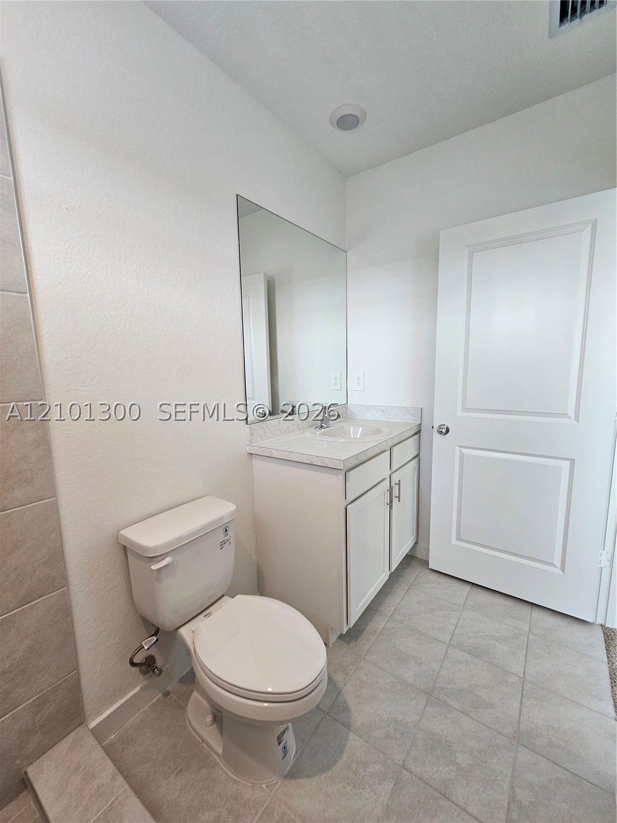 523 Ne 15th St Property Photo 10