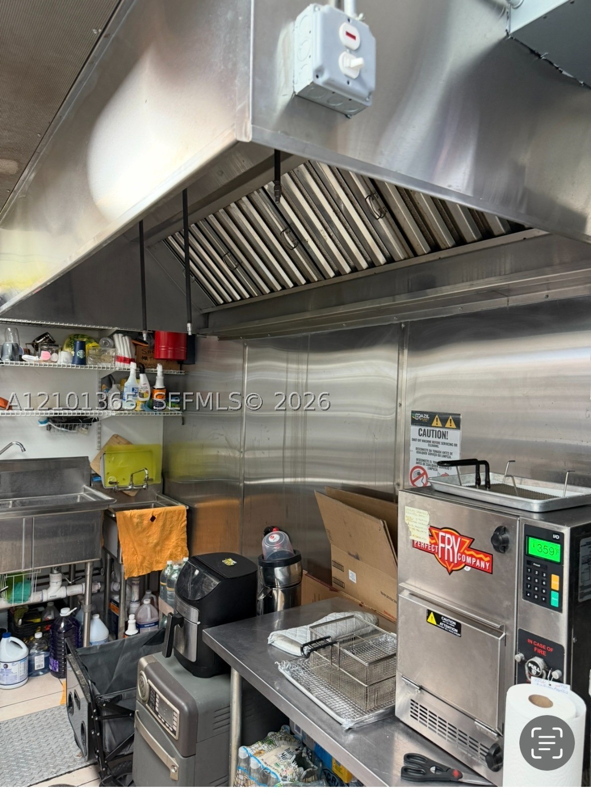 A12101365 Property Photo 1