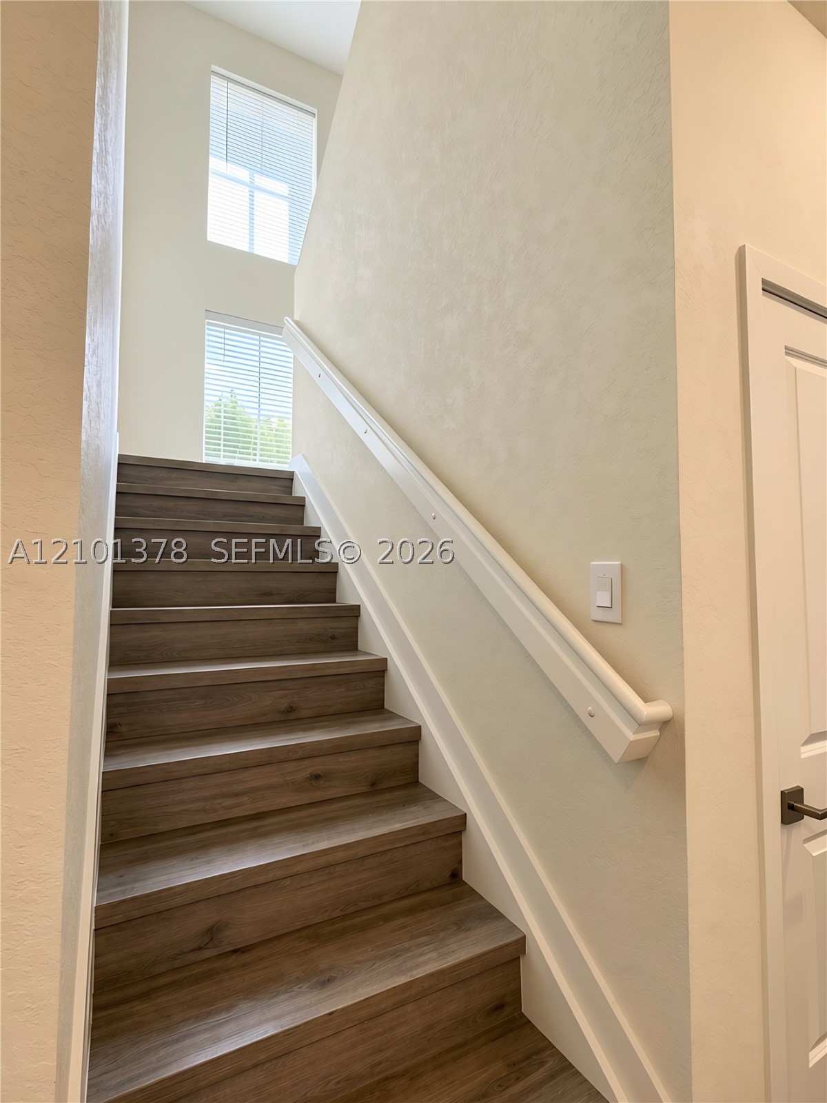 831 Se 16th Ct Property Photo 7