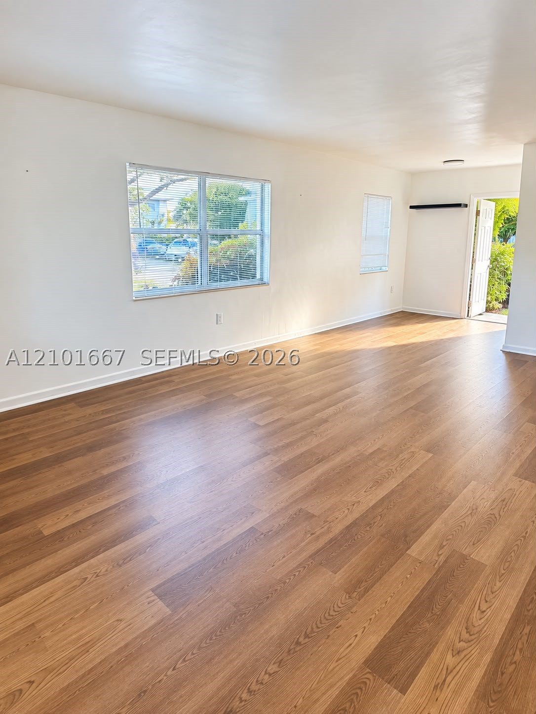 1946 Ne 167th St 1 Property Photo 1