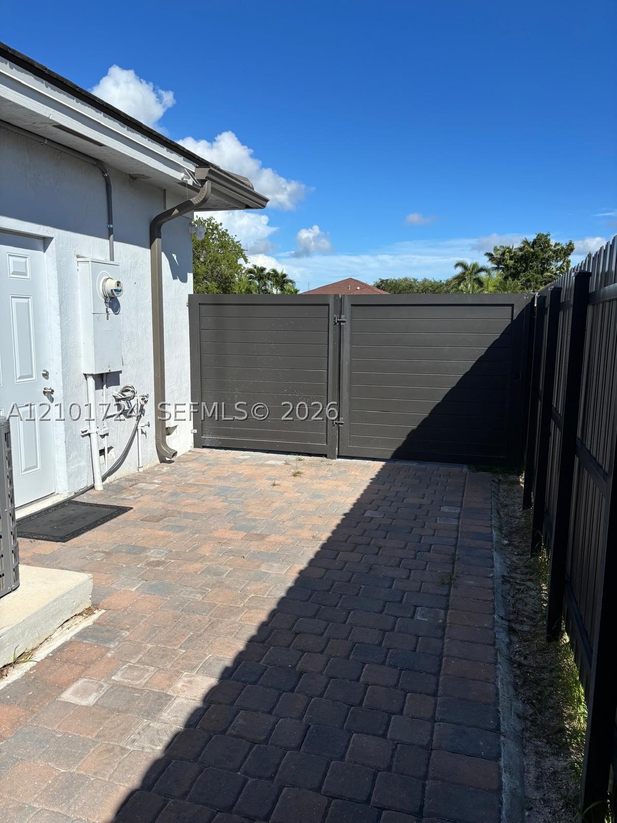 A12101724 Property Photo 15