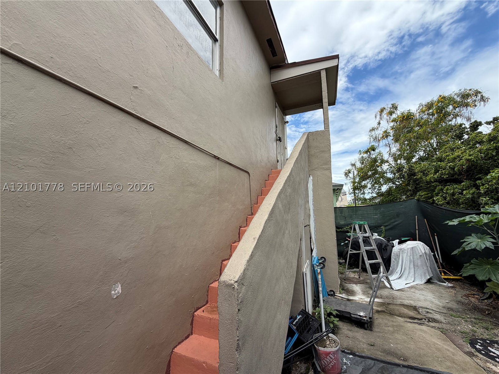 1579 Nw 68th St B Property Photo 2