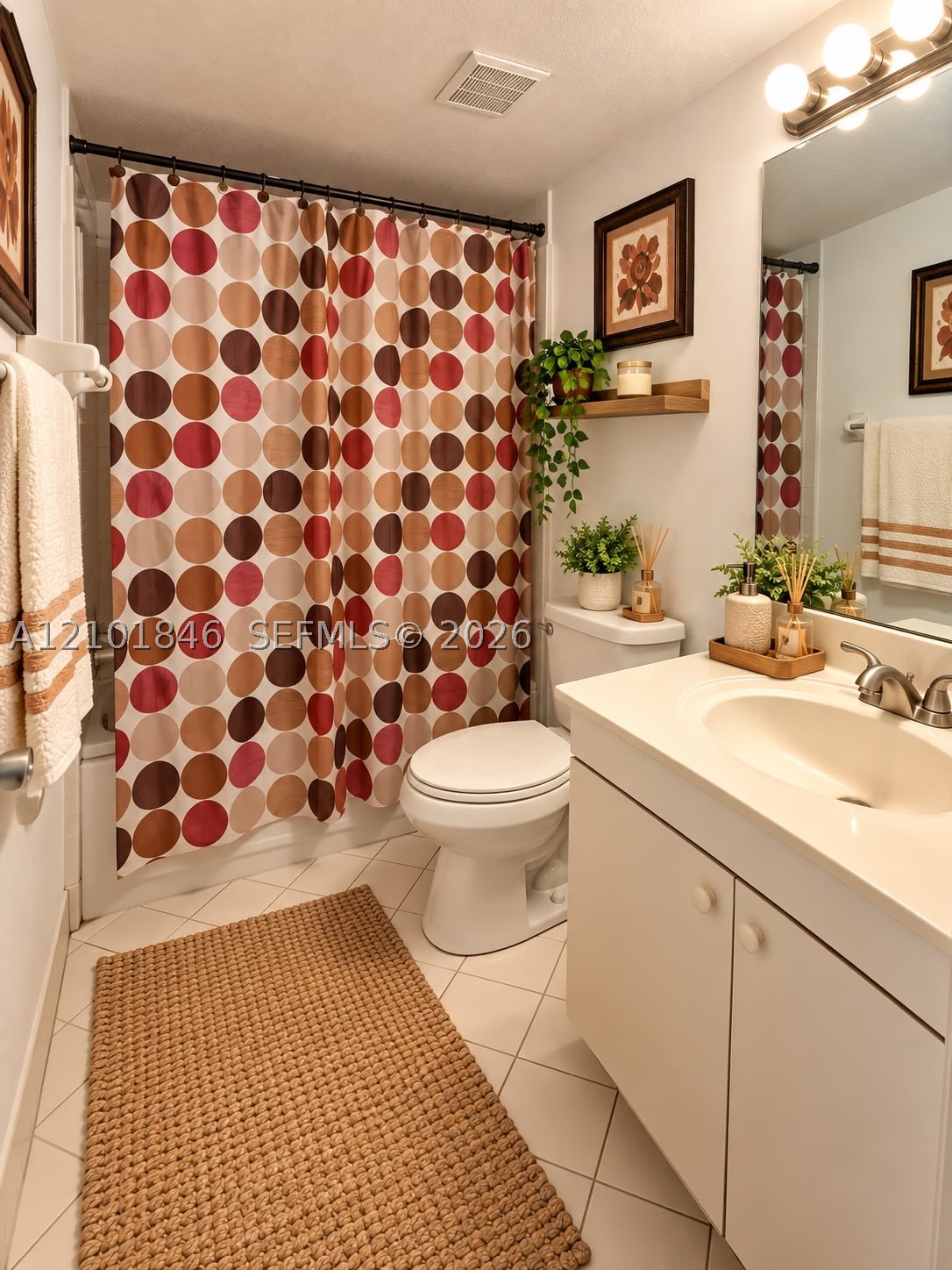1271 Se 29th St 104-24 Property Photo 6