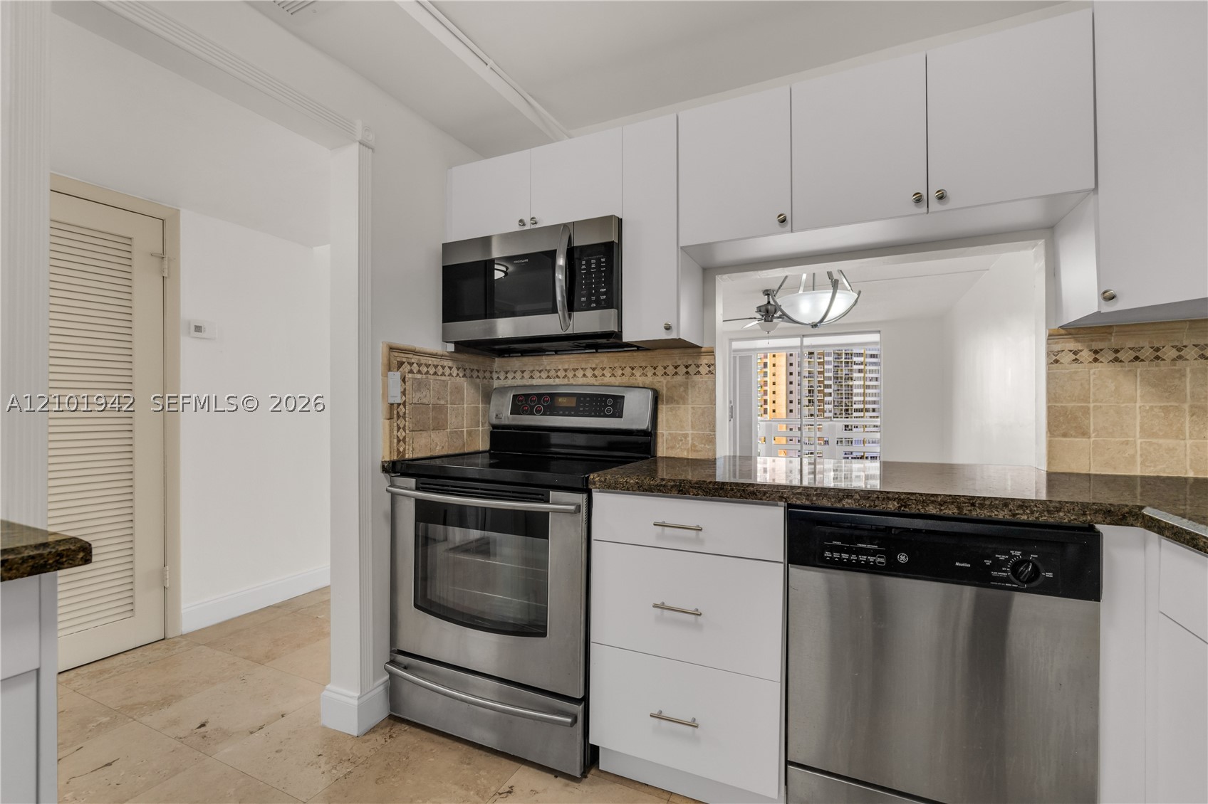 1401 Ne Miami Gardens Dr 892 Property Photo 12