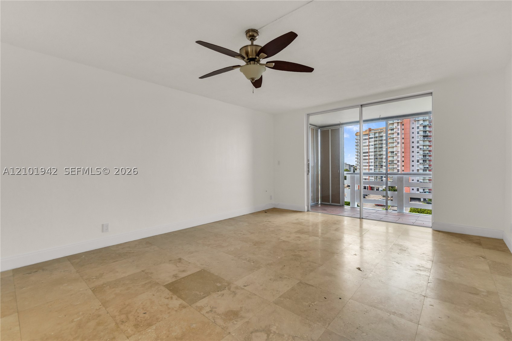 1401 Ne Miami Gardens Dr 892 Property Photo 14