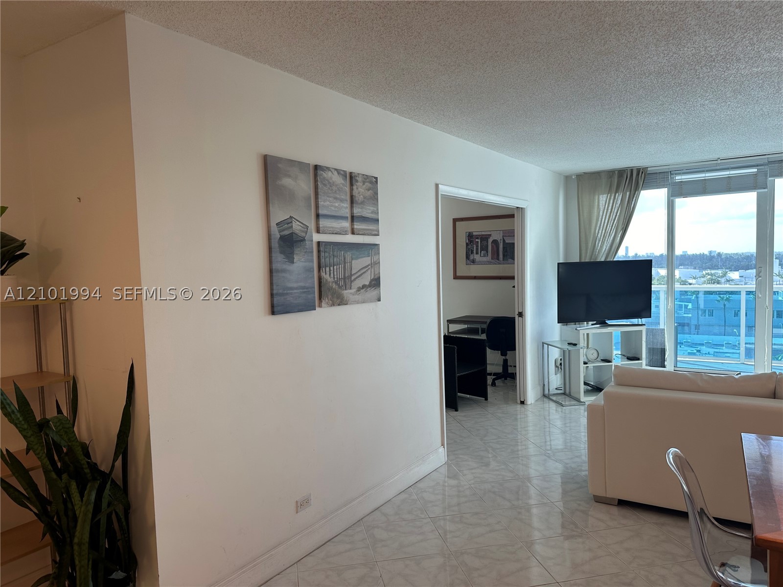 2301 Collins Av 737 Property Photo 10