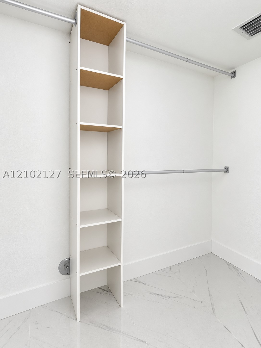 1100 100th St 302 Property Photo 15