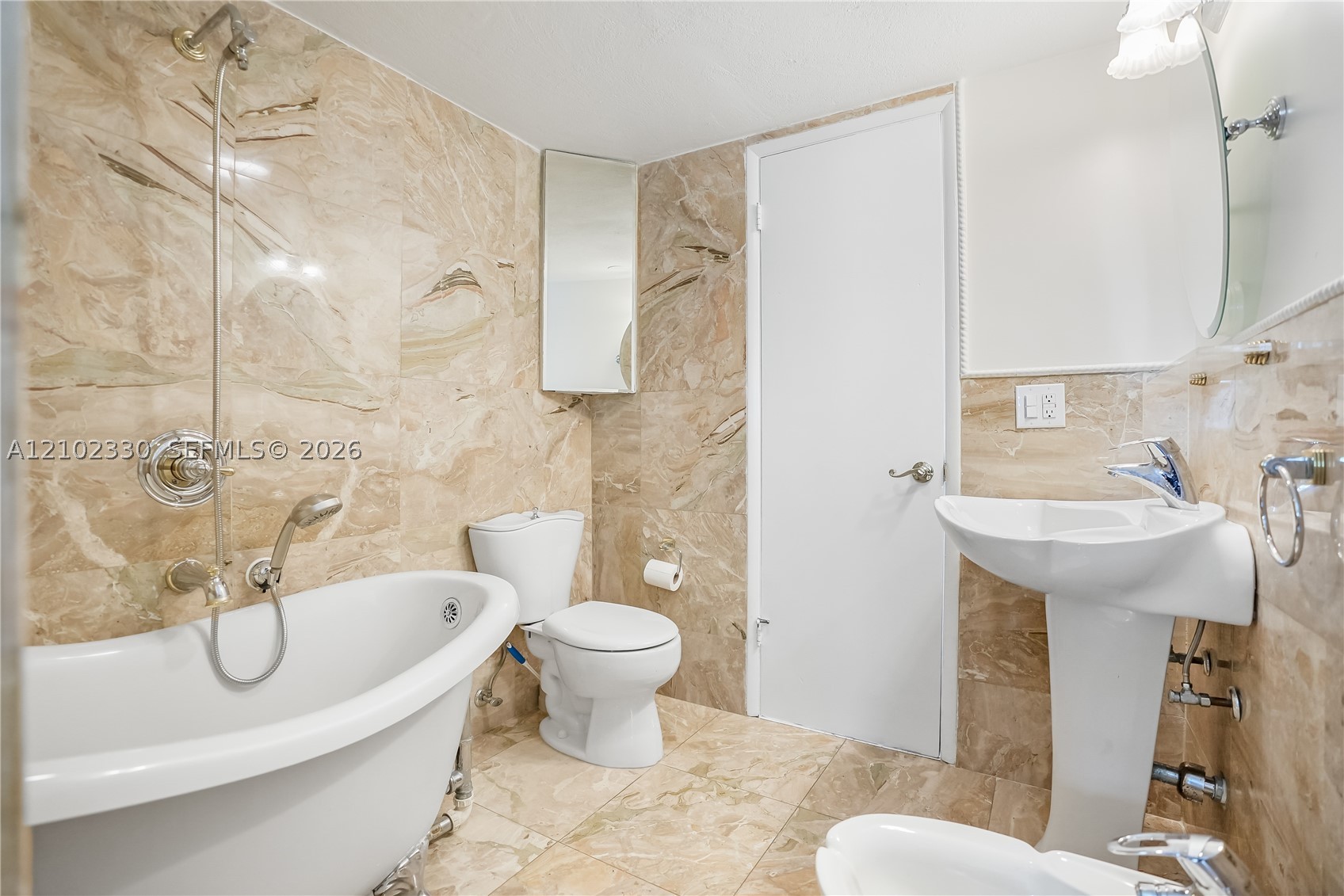 1630 N Ocean Blvd 215 Property Photo 14