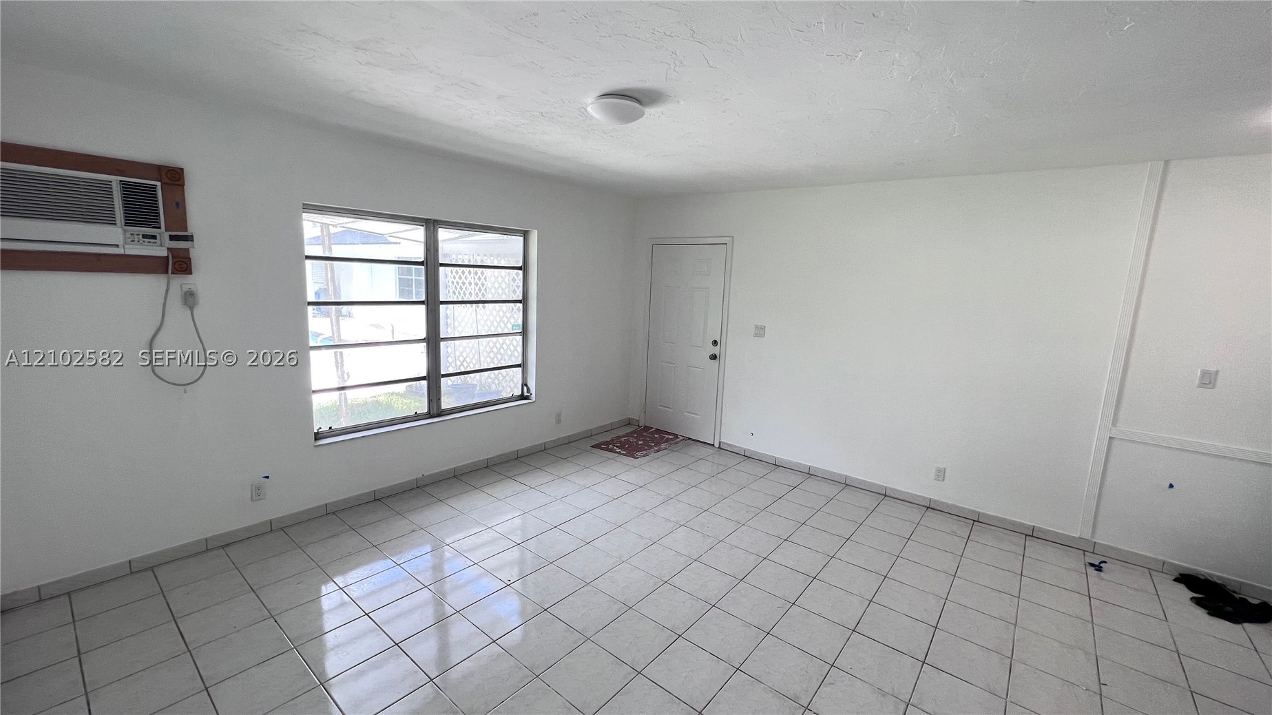 A12102582 Property Photo 7